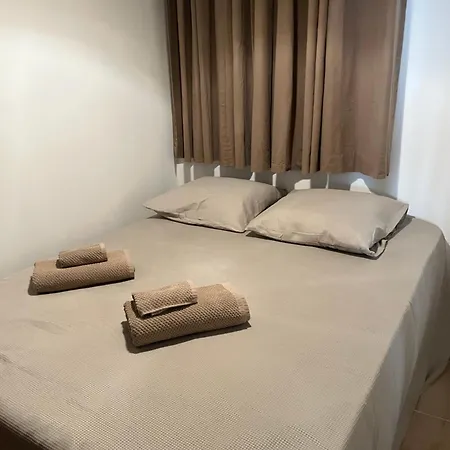 Apartment T2 Bord De